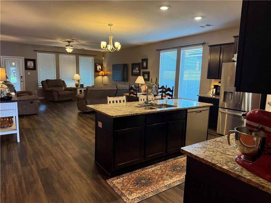 289 Grand Isle Ct - Photo 7 of 23