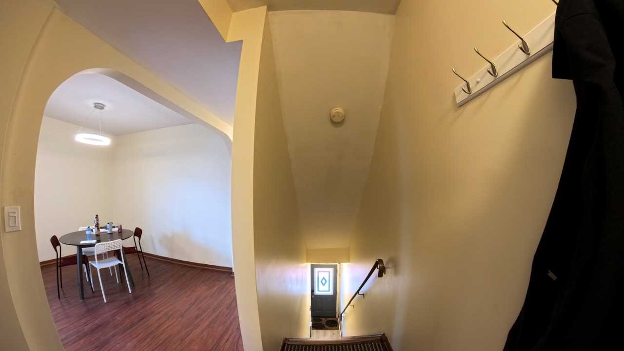 492 Dufferin Street #A - Photo 6 of 19