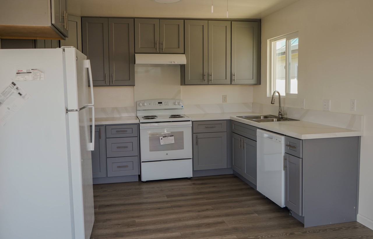 3639 Patterson Ave - Photo 2 of 19