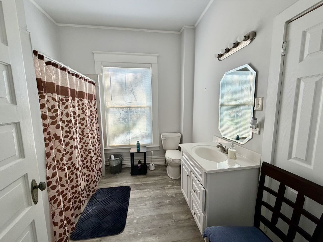 315 Park Avenue #8 - Photo 3 of 3