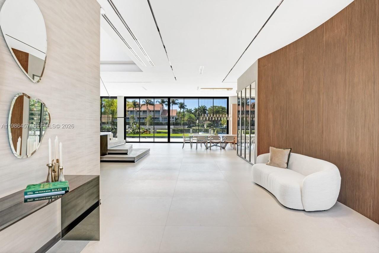 Holiday Dr & Layne Blvd - Photo 7 of 52