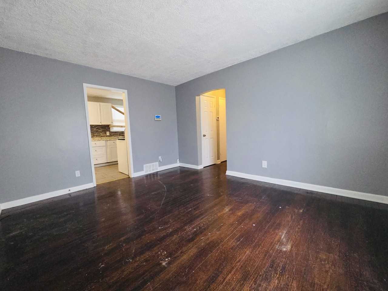 20243 Westphalia St #1 - Photo 4 of 20