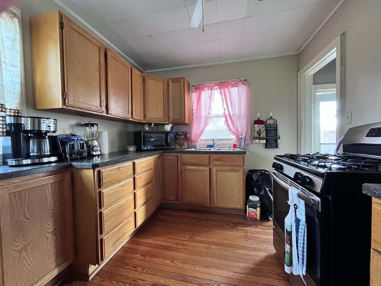 3007 Mahaska Ave #1 - Photo 2 of 9