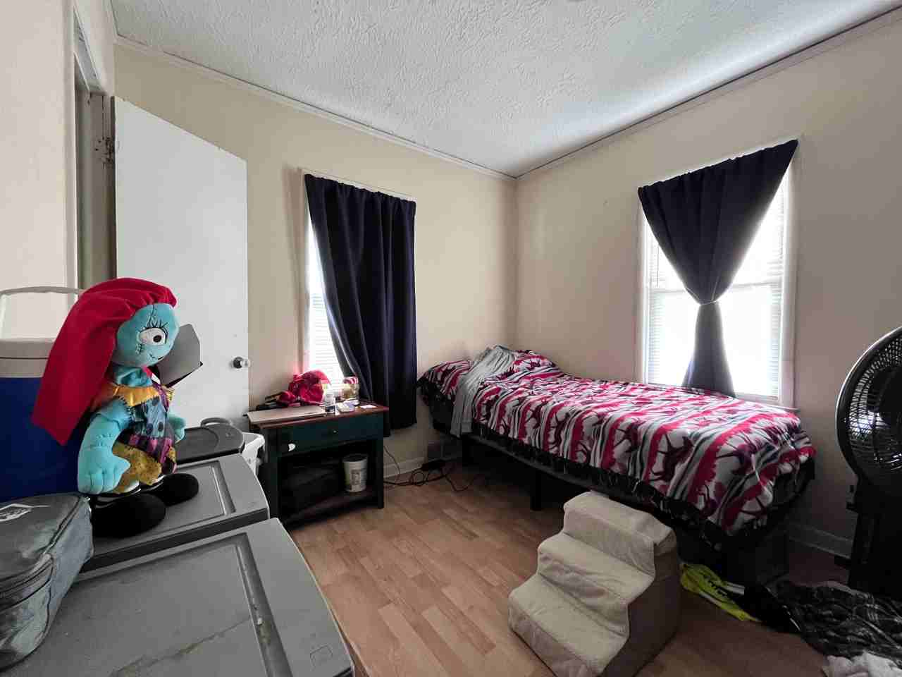 3007 Mahaska Ave #1 - Photo 3 of 9