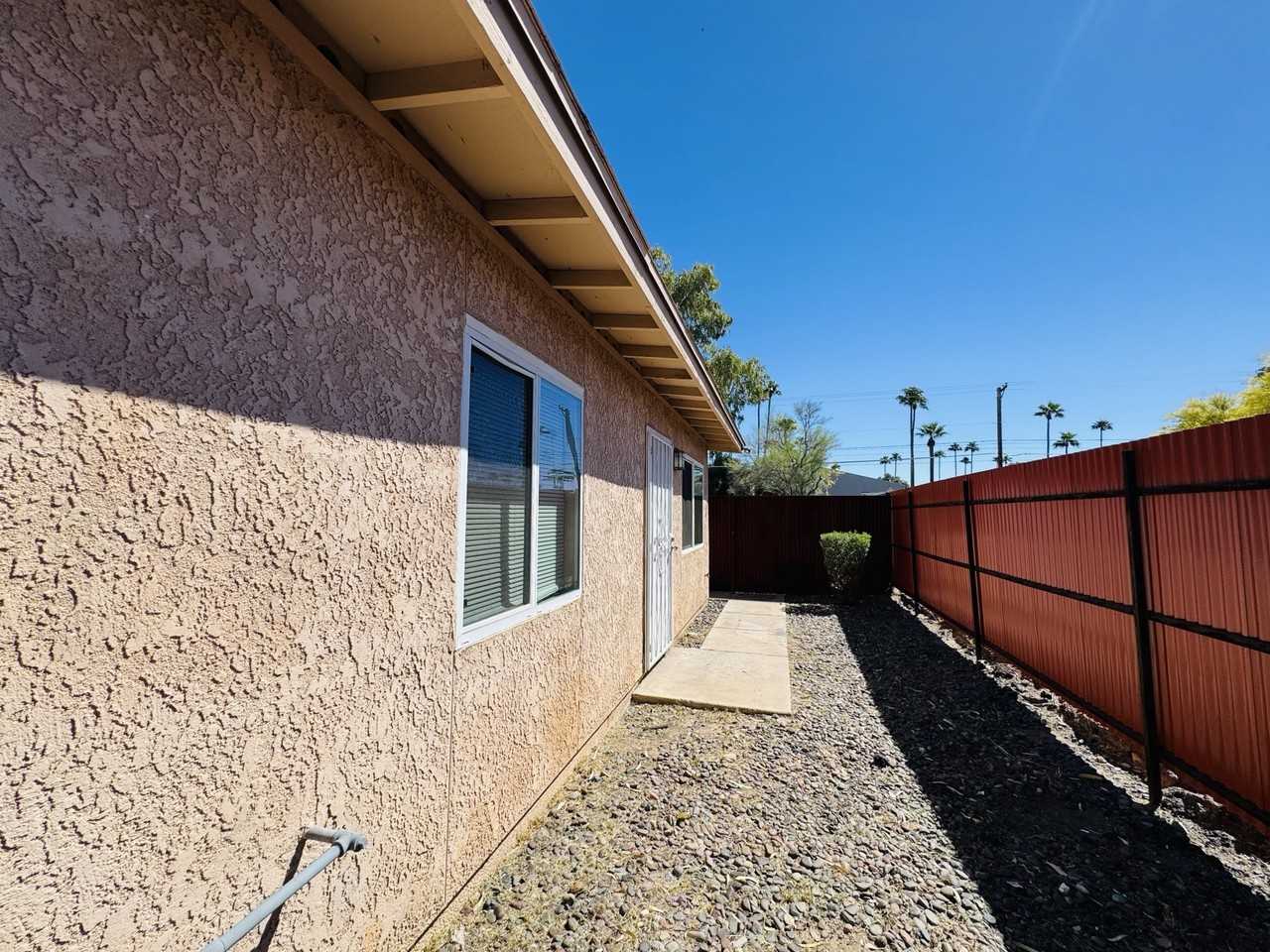 2643 N Alvernon Way #1 - Photo 7 of 41