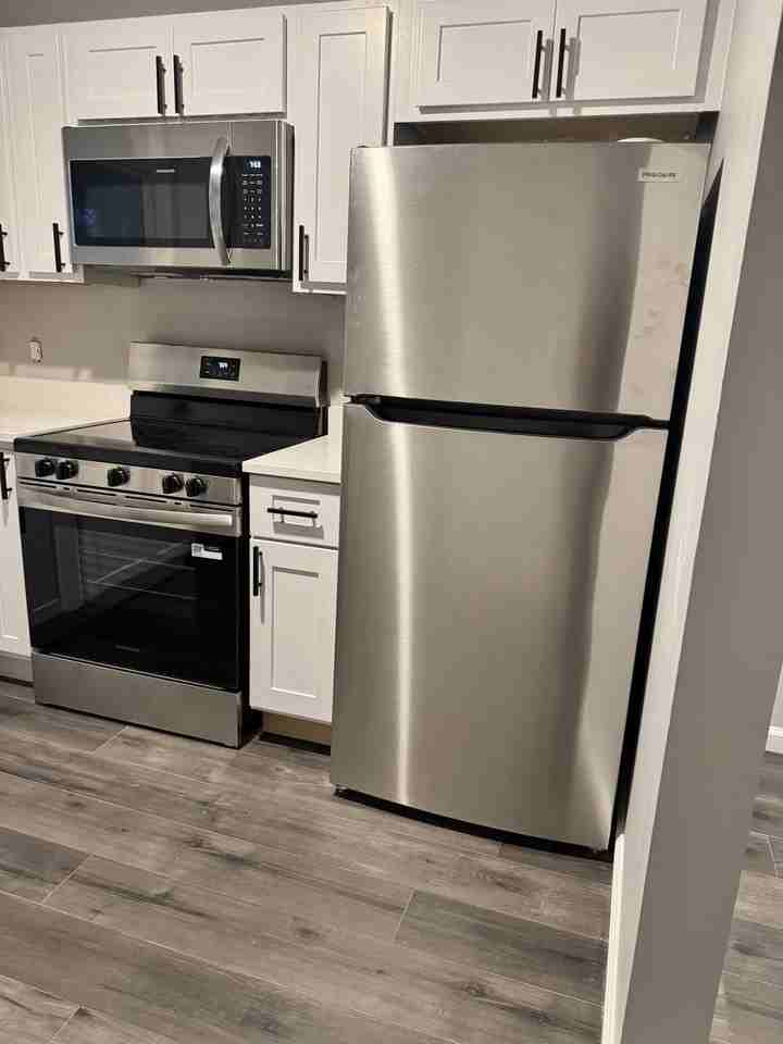 5751 Parview Dr #4 - Photo 6 of 14