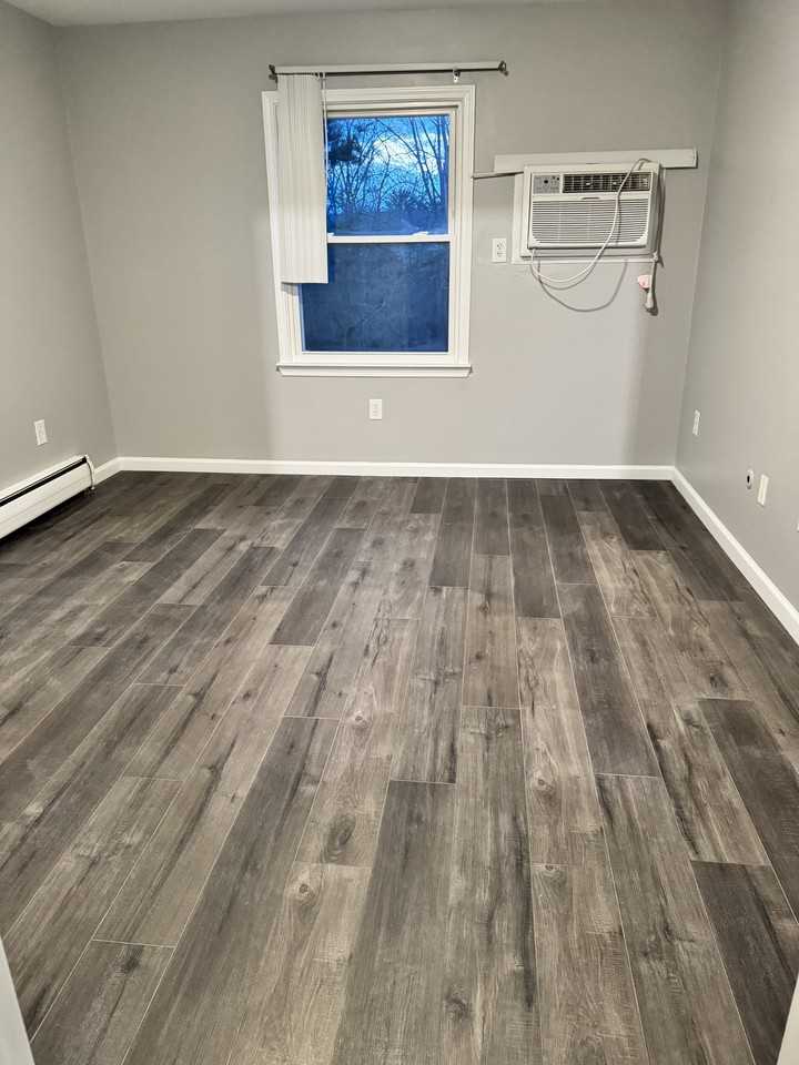 5751 Parview Dr #4 - Photo 7 of 14