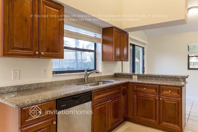 244 Natchez Ct - Photo 7 of 21