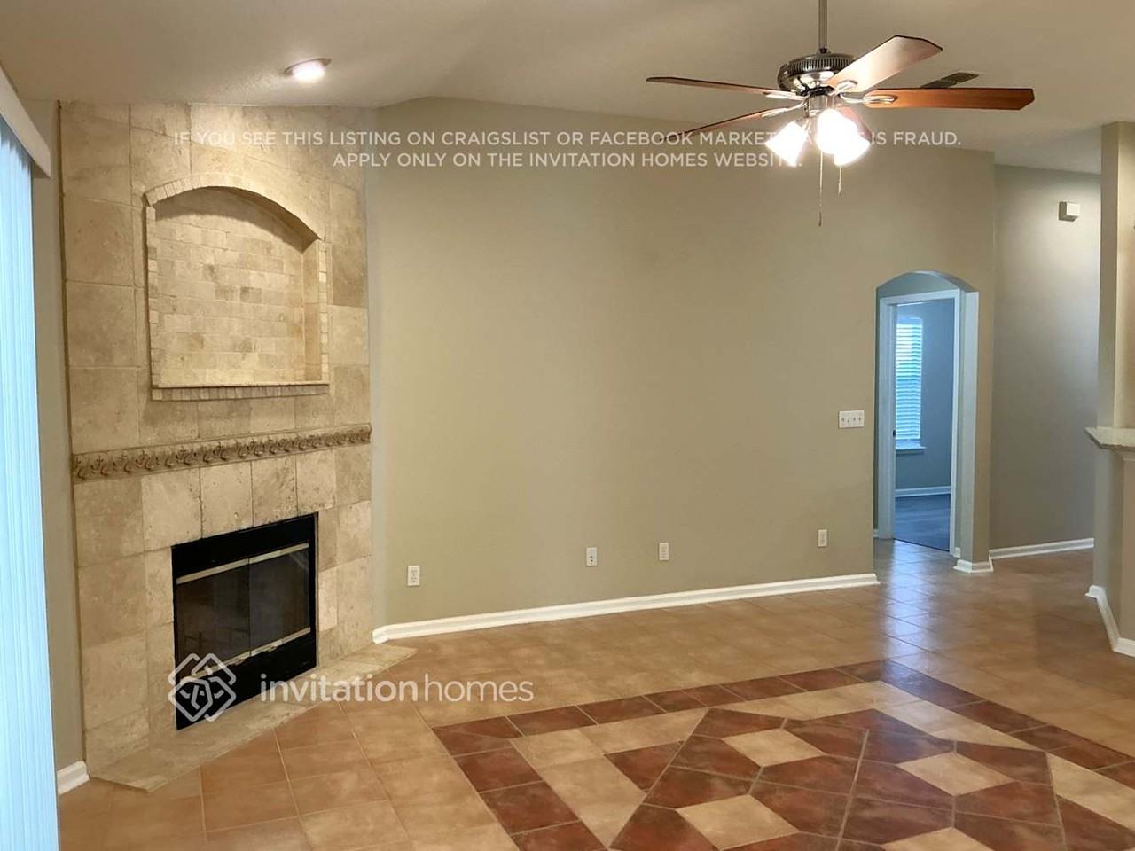 1672 Northglen Cir - Photo 5 of 19