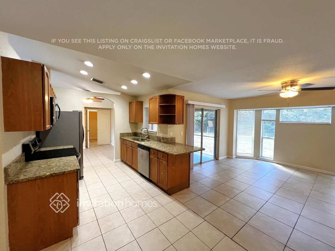 1070 Sw Aurelia Ave - Photo 4 of 14