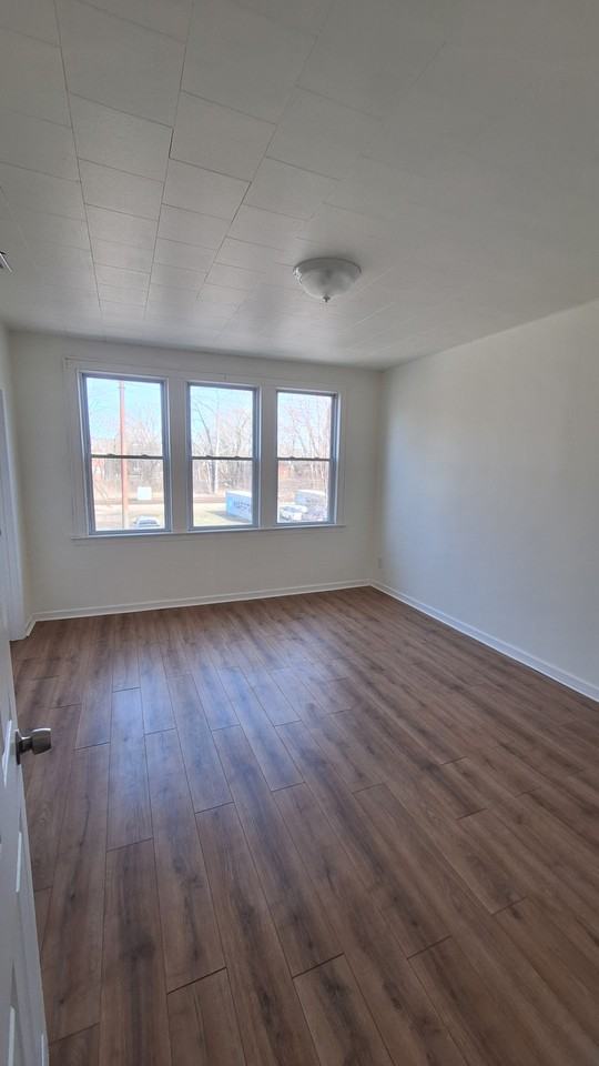 8930 South Baltimore Avenue #2 - Photo 5 of 11