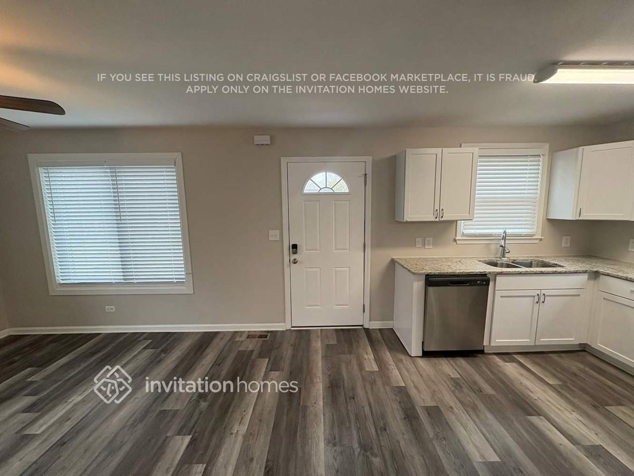 3216 Holland Ln - Photo 5 of 36