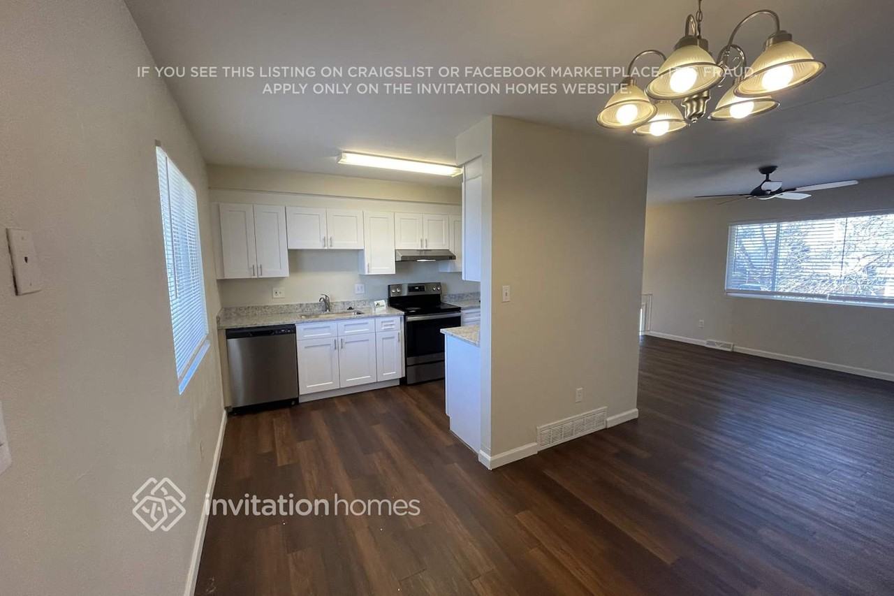 432 S Victor Way - Photo 4 of 16