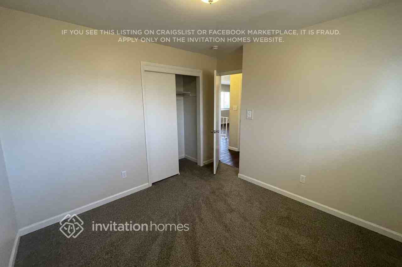 432 S Victor Way - Photo 7 of 16