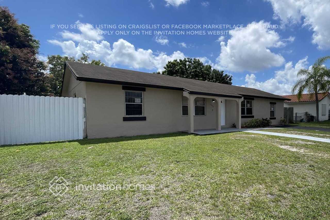 13330 Sw 43rd St - Photo 2 of 16