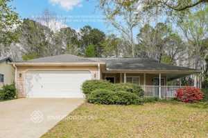 featured image of 2449 Windridge Dr Ne