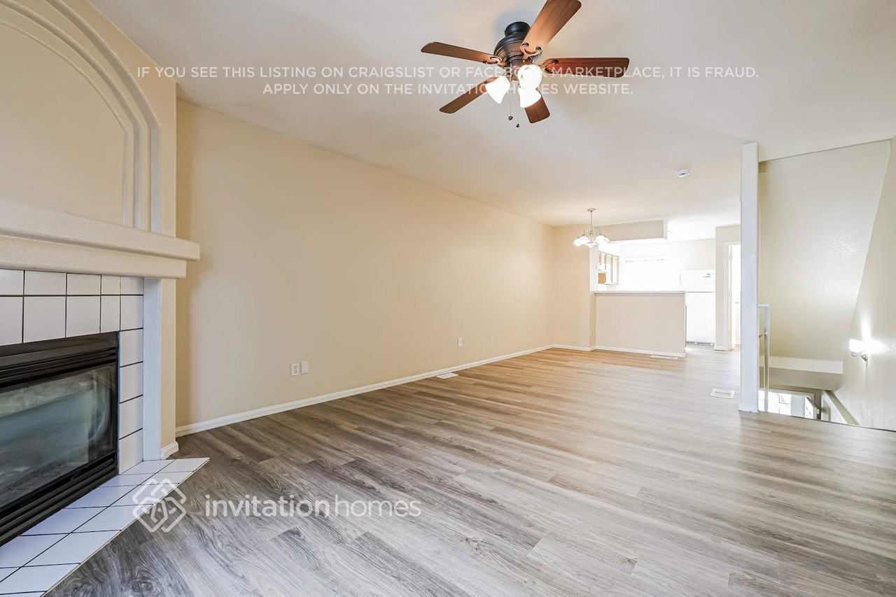11812 E Kepner Dr - Photo 7 of 19