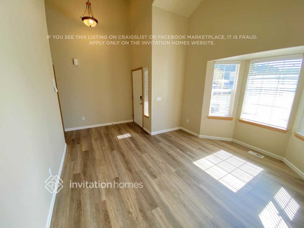 18404 109th Street Ct E - Photo 2 of 14