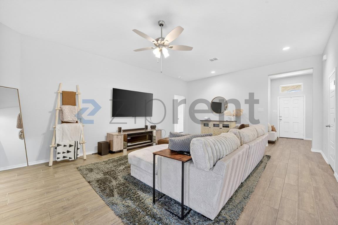 2650 Streamside Dr - Photo 6 of 30