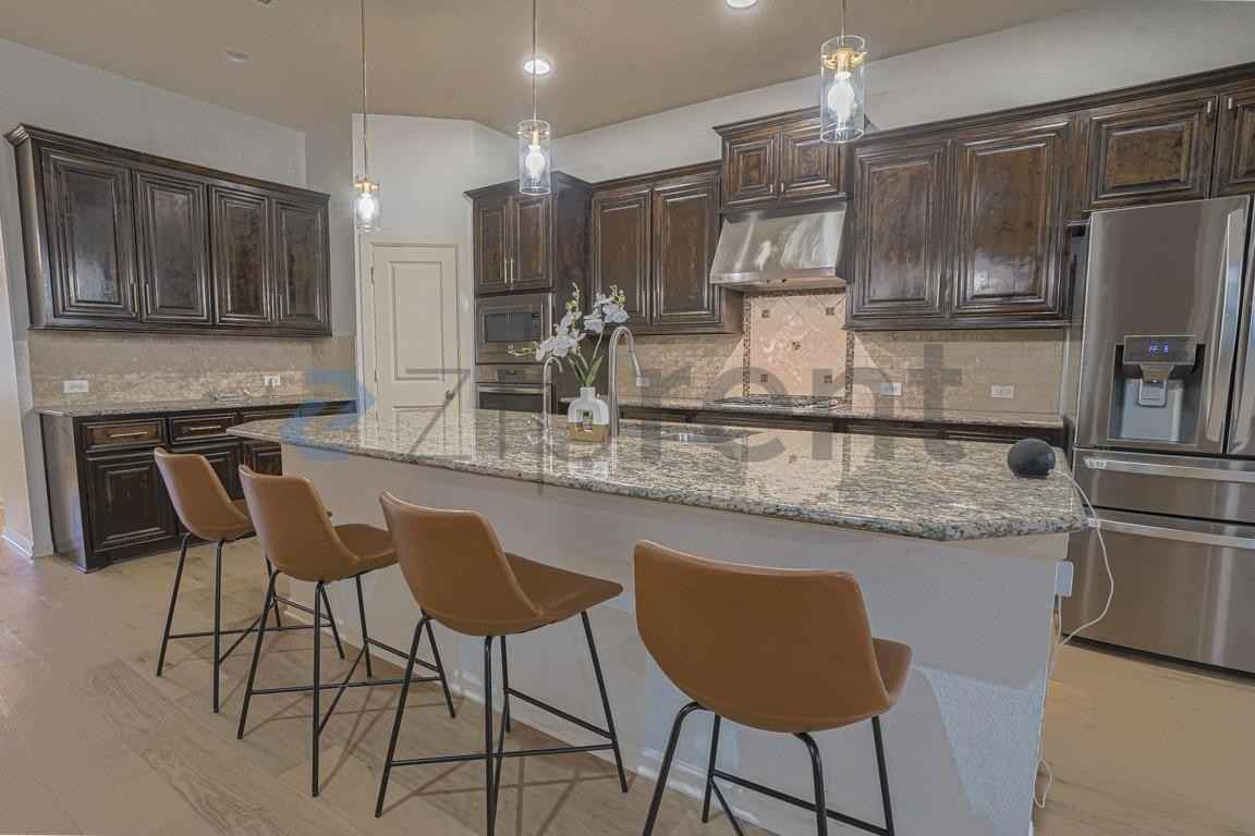 1209 Savoy Ln - Photo 6 of 19