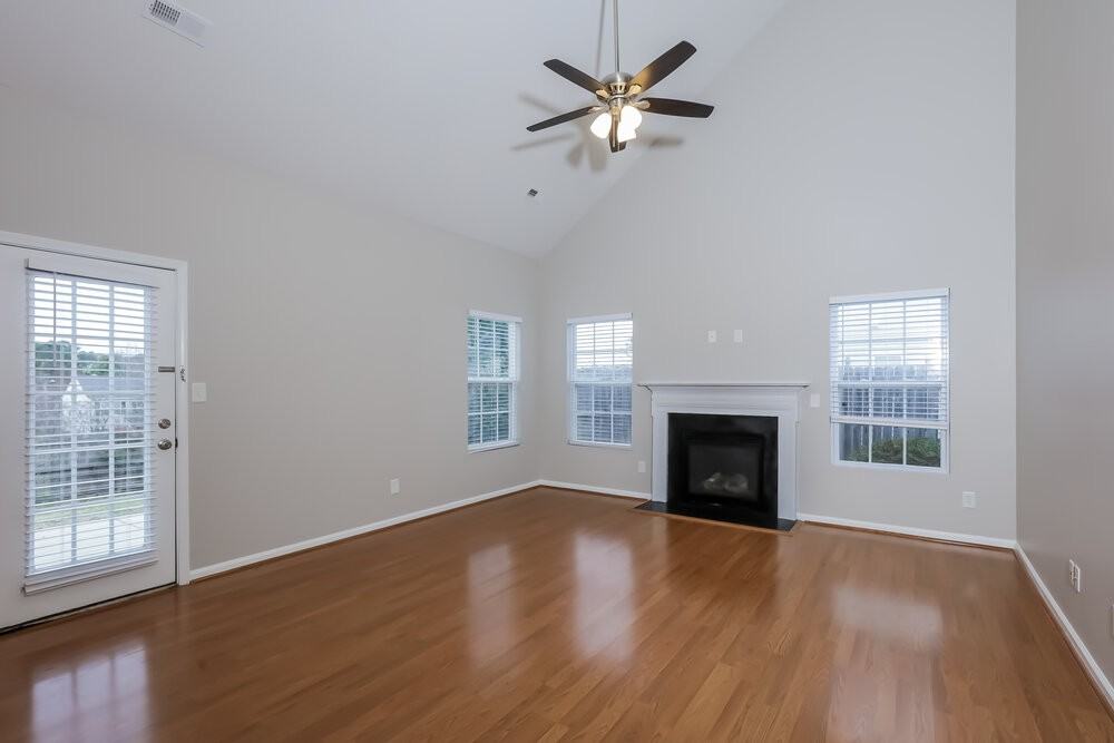 4716 Alenja Ln - Photo 4 of 17