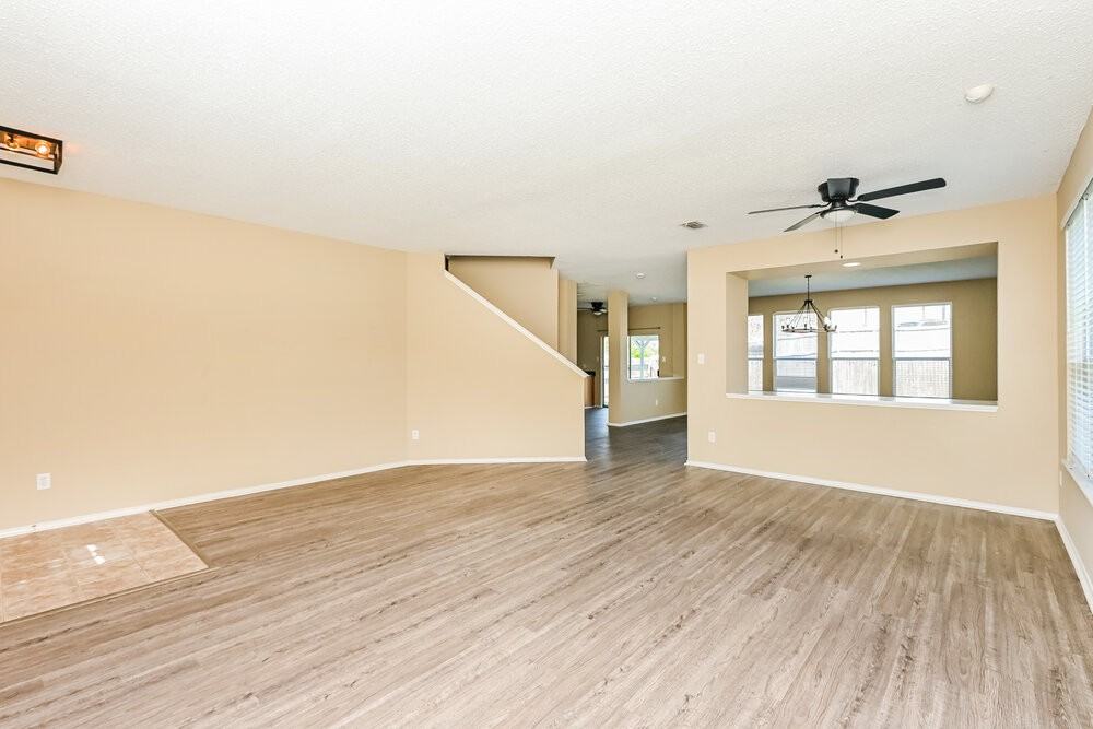 10172 Chapel Springs Trl - Photo 4 of 17