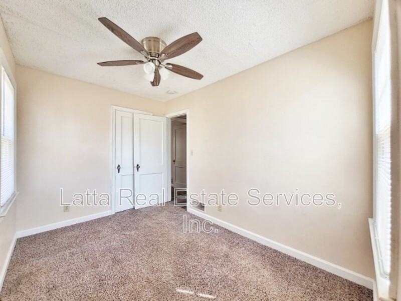 11329 E 39th Ter S - Photo 6 of 10