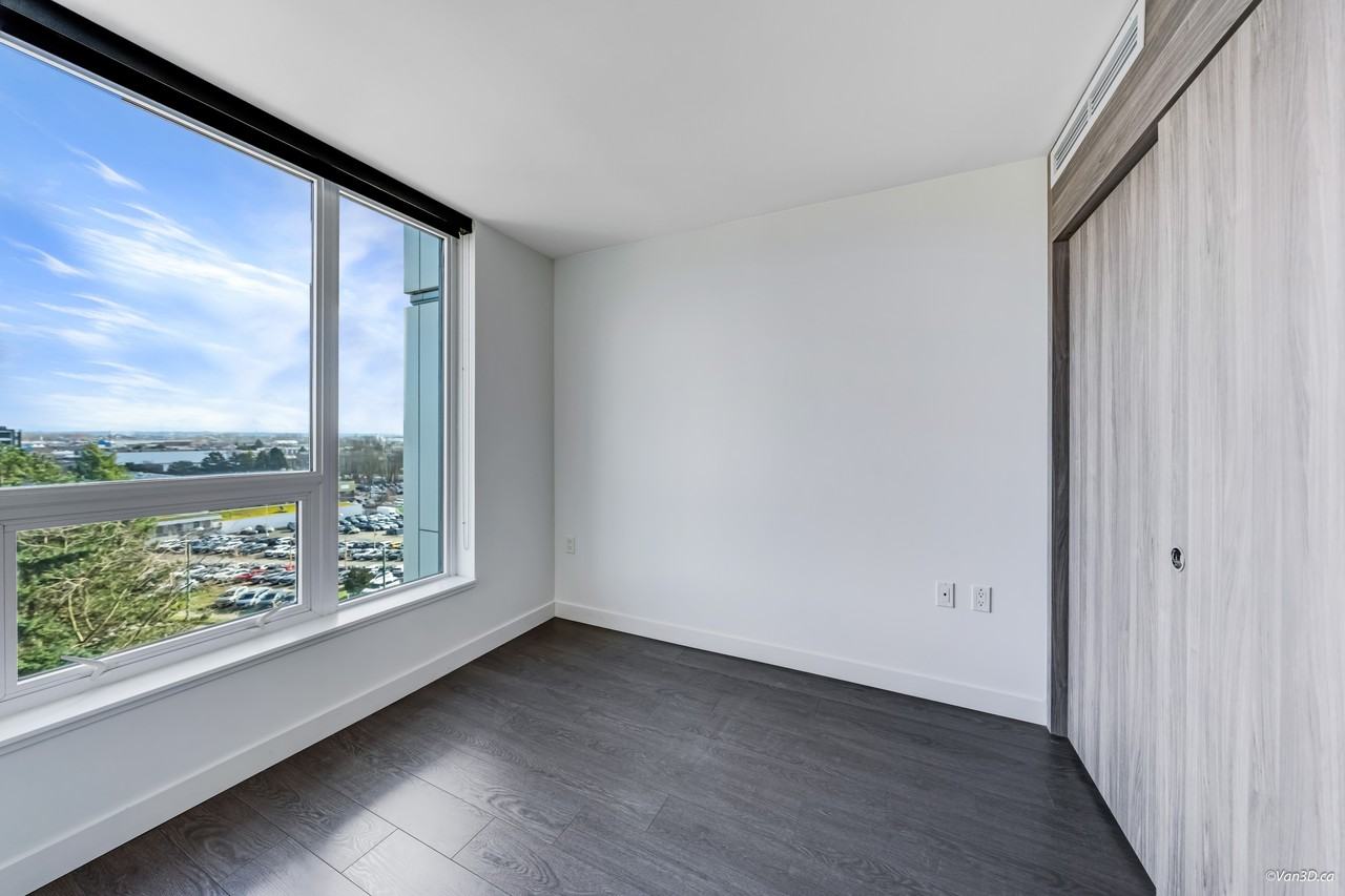 433 Southwest Marine Drive #9xx - Photo 7 of 18