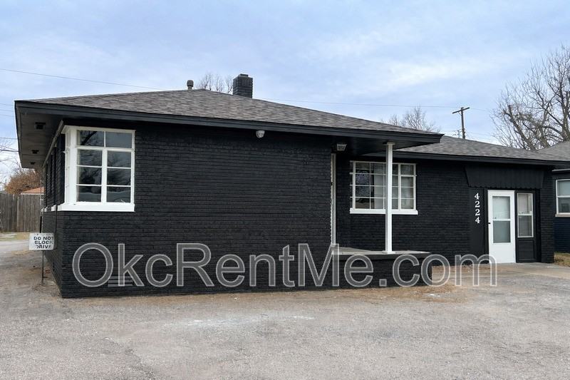 4224 Nw 23rd St - Photo 2 of 9
