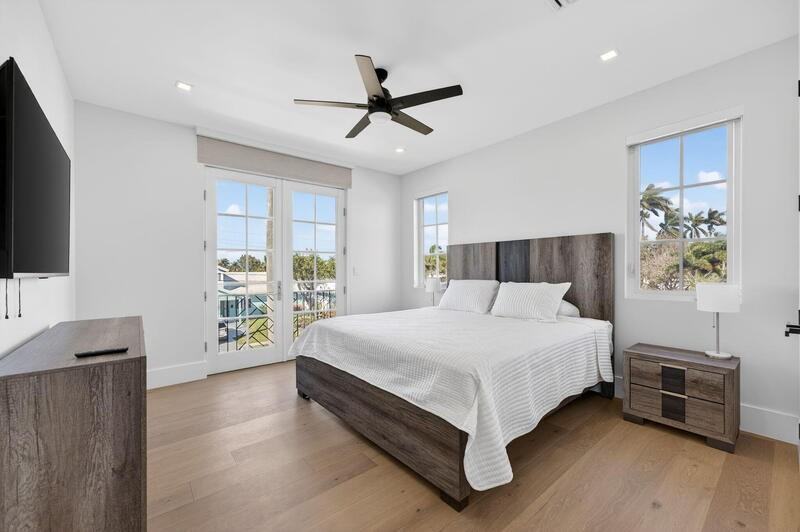 310 Se 9th Ct - Photo 2 of 26