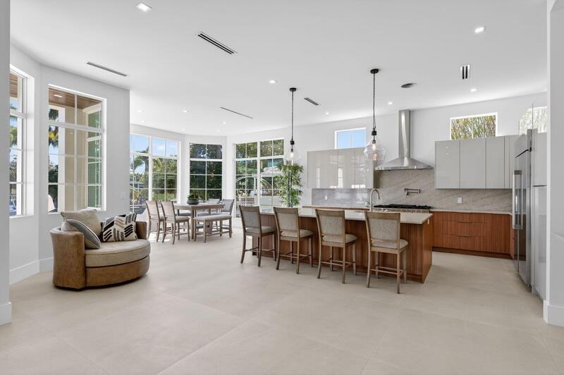 310 Se 9th Ct - Photo 4 of 26