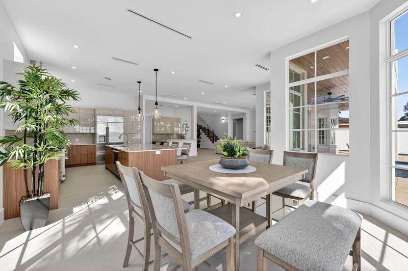 310 Se 9th Ct - Photo 5 of 26