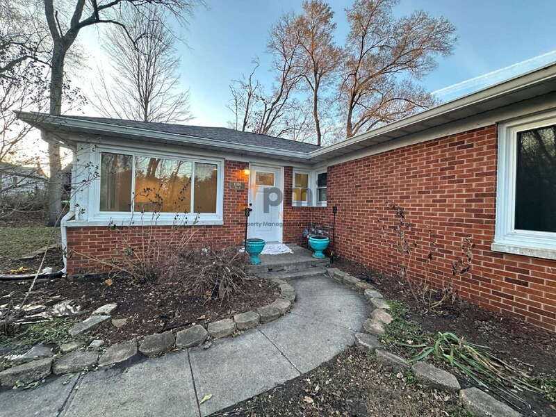 1506 Rumely St #B - Photo 3 of 20