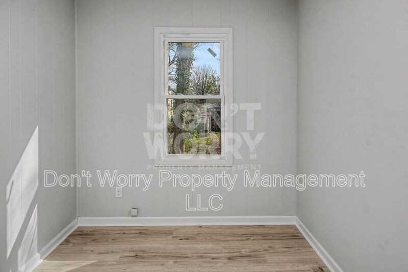 1118 Duke St - Photo 6 of 10