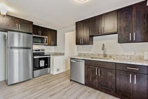 featured image of 810 W Nickerson St