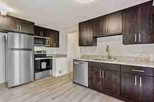 810 West Nickerson Street - Photo 1 of 1