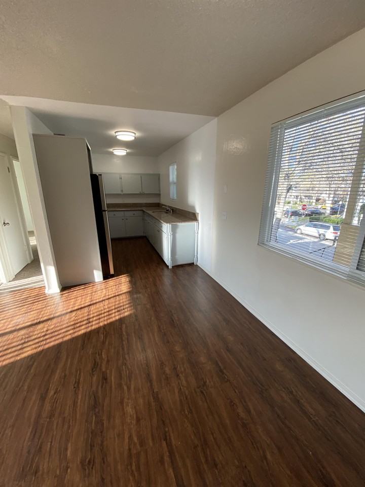 1051 Roewill Drive - Photo 2 of 15