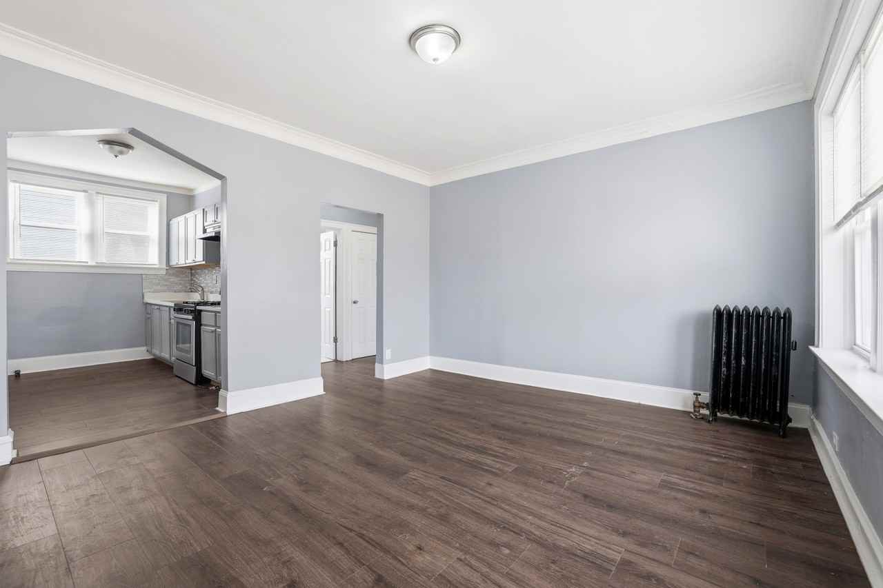 8001 South Emerald Avenue - Photo 7 of 13