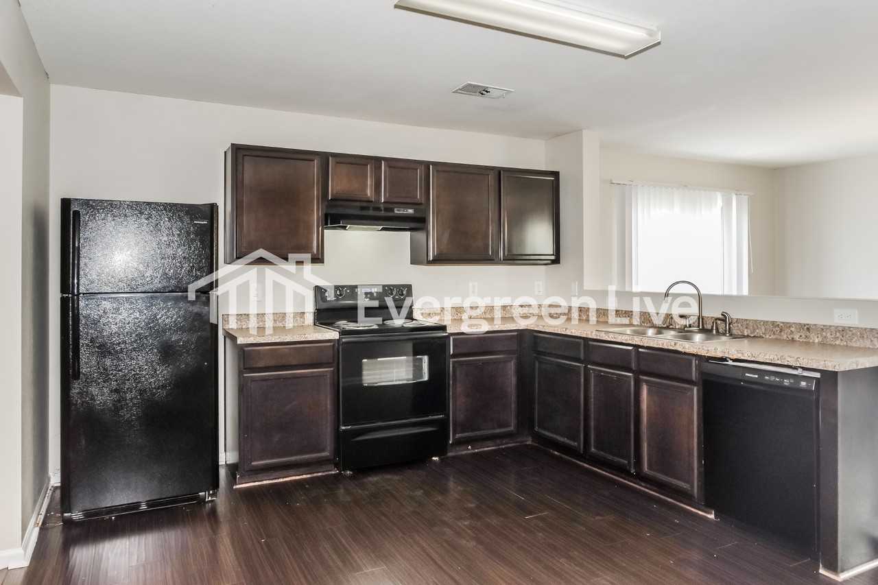 109 Darrow Creek Dr - Photo 5 of 15