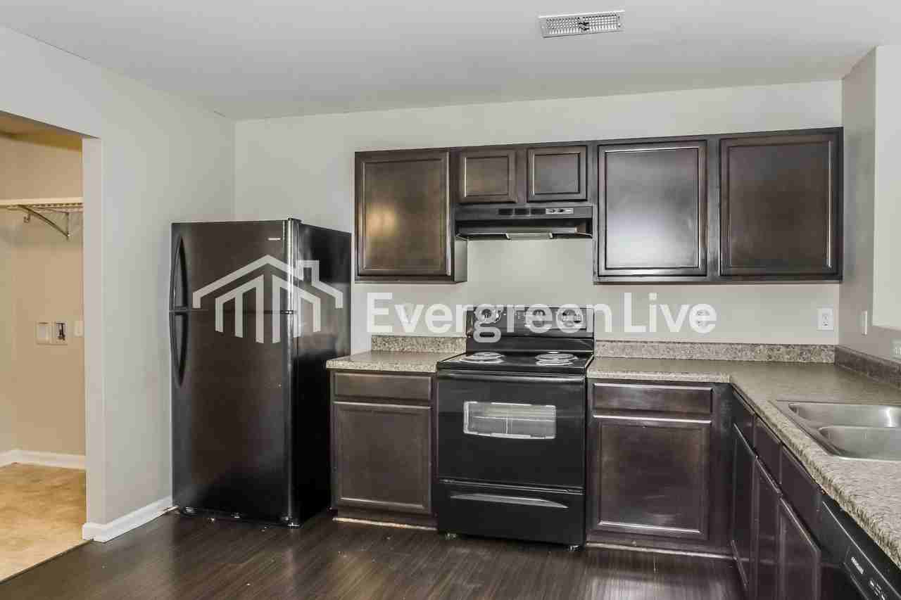 109 Darrow Creek Dr - Photo 6 of 15