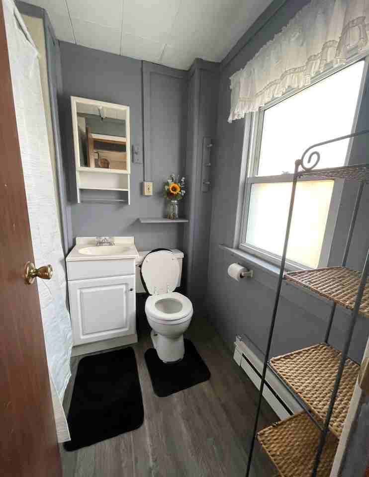 1384 Water St #2ndFL - Photo 4 of 5