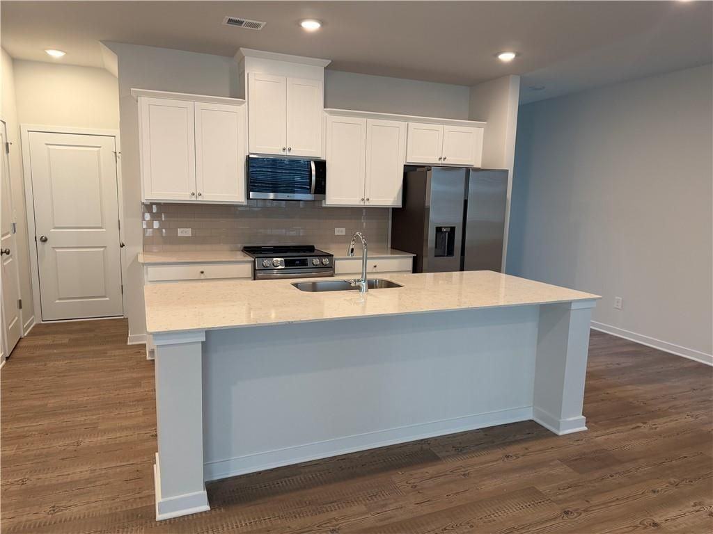 7353 Mulberry Trace Ln - Photo 5 of 20