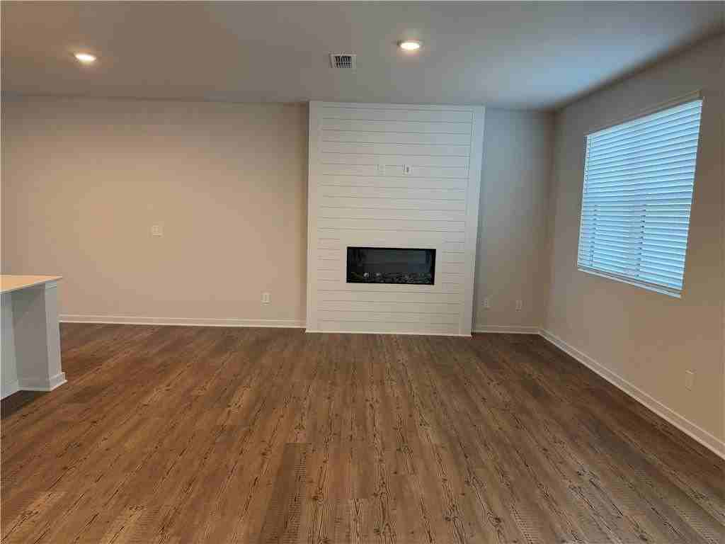 7353 Mulberry Trace Ln - Photo 7 of 20