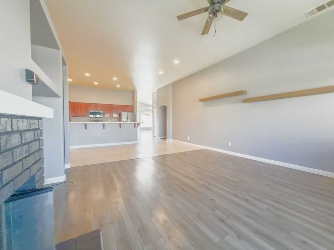 8959 Wedgewood Ct - Photo 6 of 29