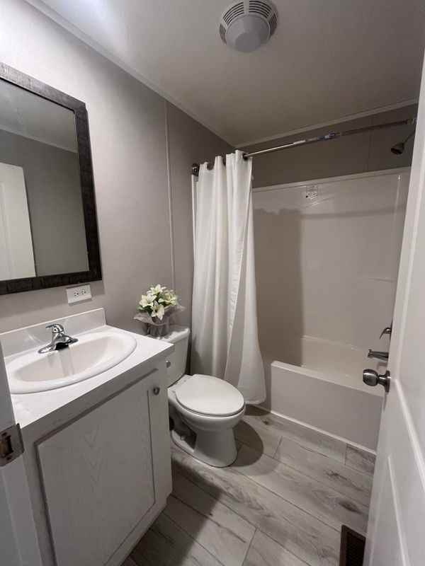 344 Boyne St - Photo 3 of 4