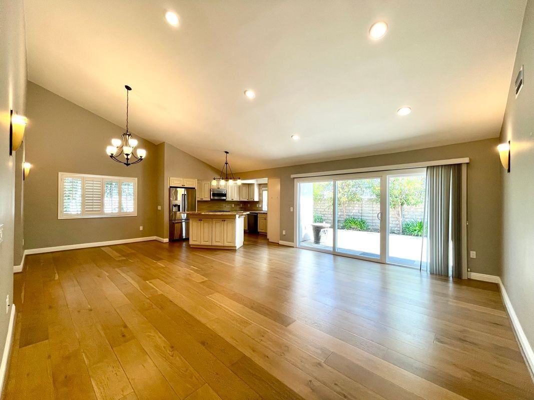 1080 Finrod Ct - Photo 4 of 16