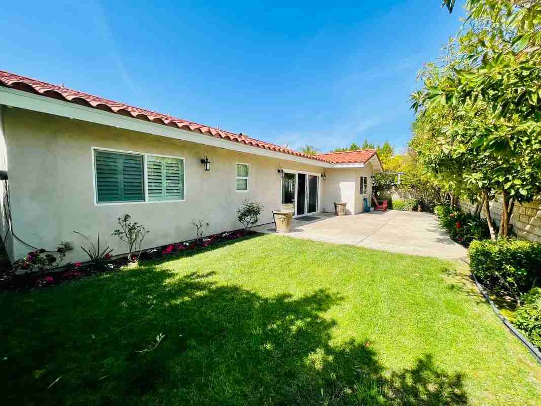 1080 Finrod Ct - Photo 7 of 16