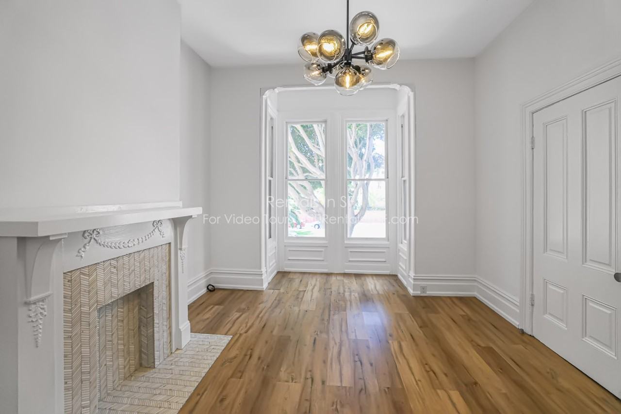 915 Dolores St - Photo 5 of 17