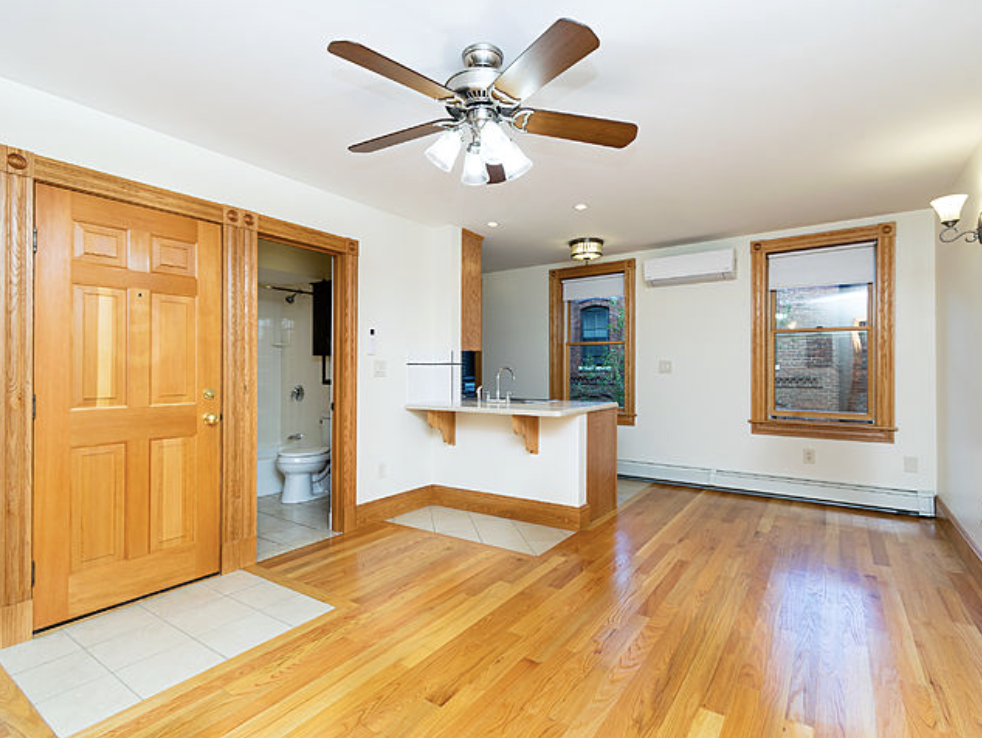 29 Phillips St #4 - Photo 4 of 11