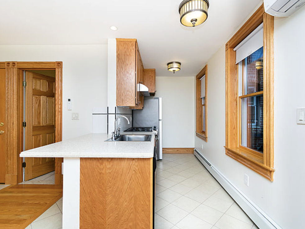 29 Phillips St #4 - Photo 5 of 11